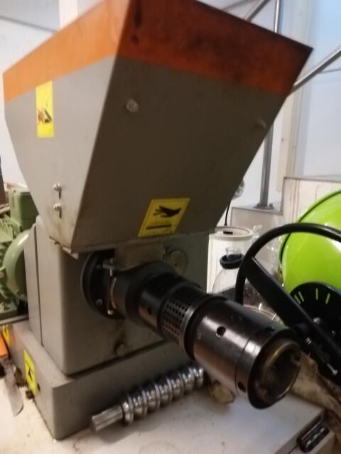 Kernkraft Ölpresse (Traubenkernöl)