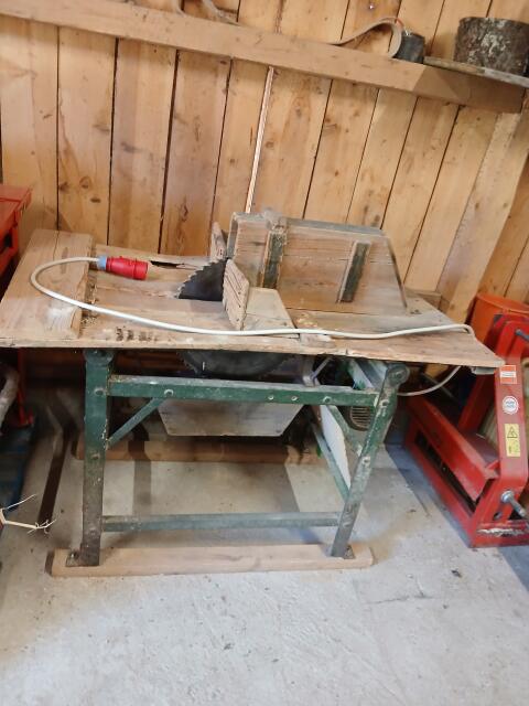 Tischkreissäge mit el. Motor für Brennholz, gebraucht