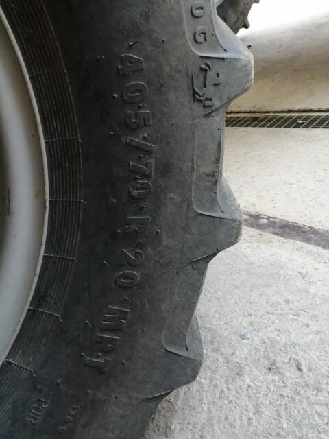 Reifen Continental 405/70R20