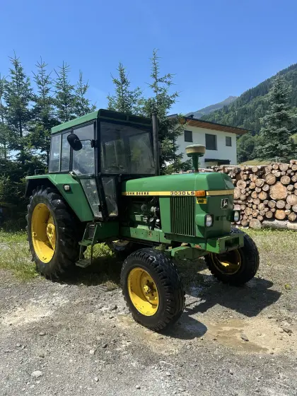 John Deere 3030LS Traktor