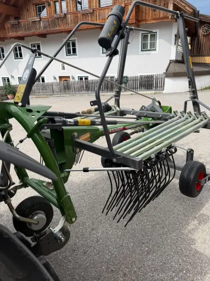 Schwader Fendt 400DN