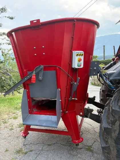 Futtermischer 2,2 m³