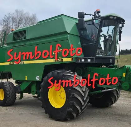 Suche Mähdrescher John Deere 2254/2256