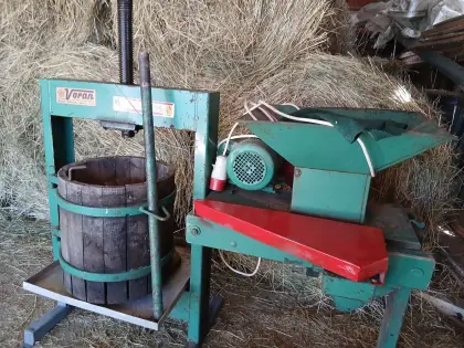 Mostpresse Voran mit Mühle