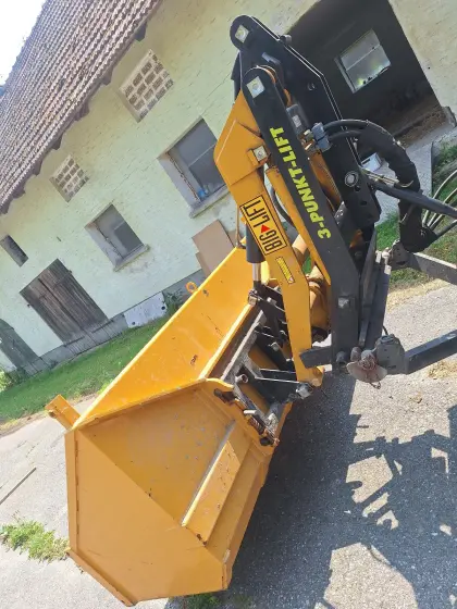 BigLift Drei-Punktlader M