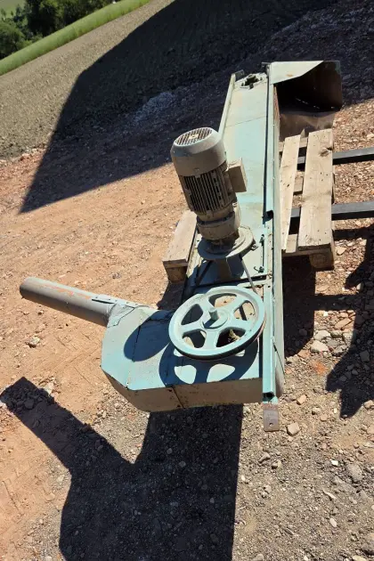 Becherelevator