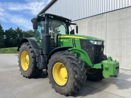 John Deere 7310R