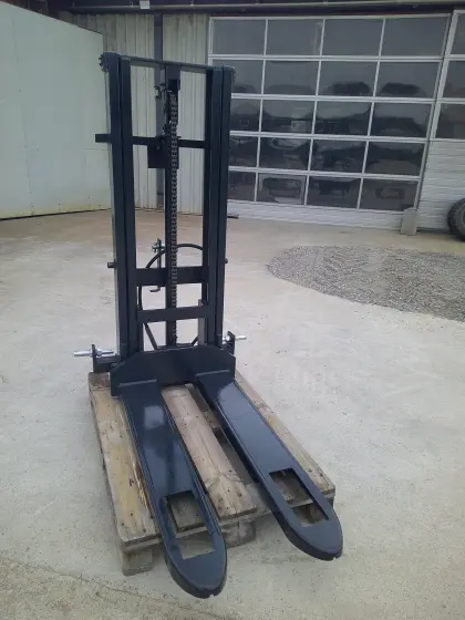 2 Stk. Hubmast, Staplermast Kleintraktoren, Hubhöhe 2,1 m