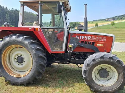 Steyr 8090 Turbo mit Mammut Frontlader und Fronthydraulik Steyr 8090