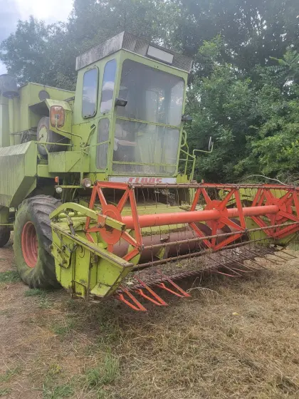 Claas Dominator 85