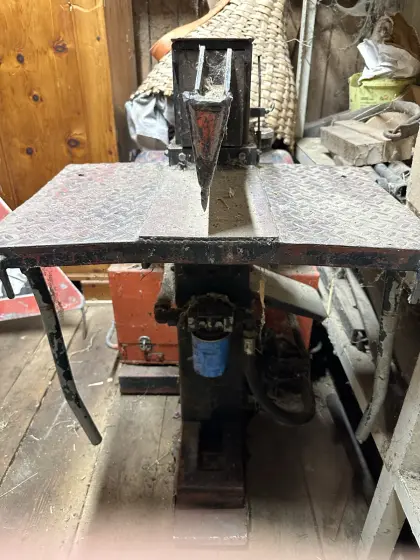 Holzspalter