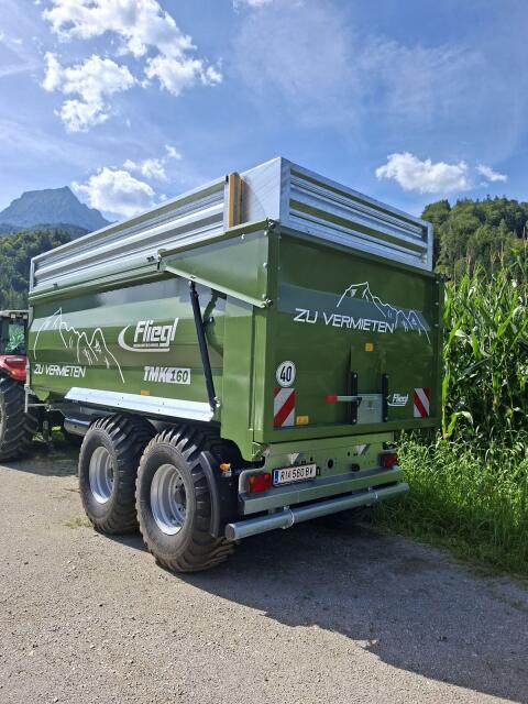 Vermiete Fliegl 24 m³ Mulde