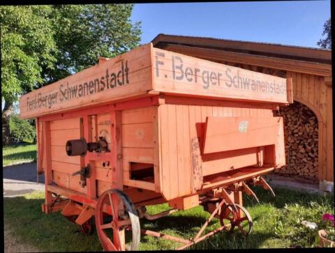 Alte Dreschmaschine