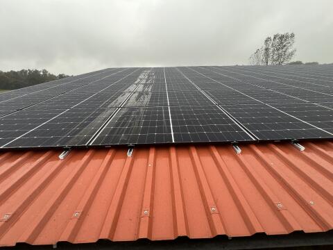 Große Dachflächen für PV-Anlagen gesucht