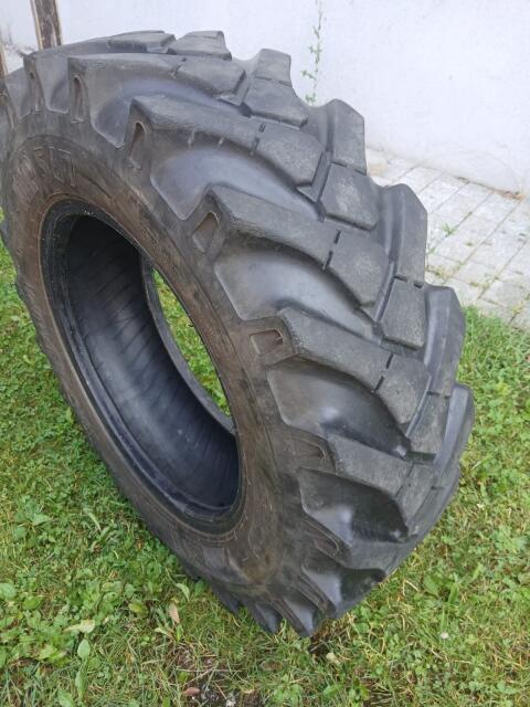 BKT Traktorreifen