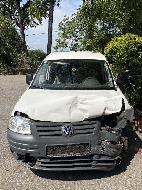 VW Caddy Unfallfahrzeug