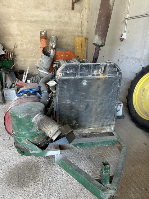 Standmotor mit Maismühle