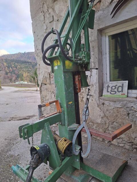 Posch Holzspalter mit Seilwinde