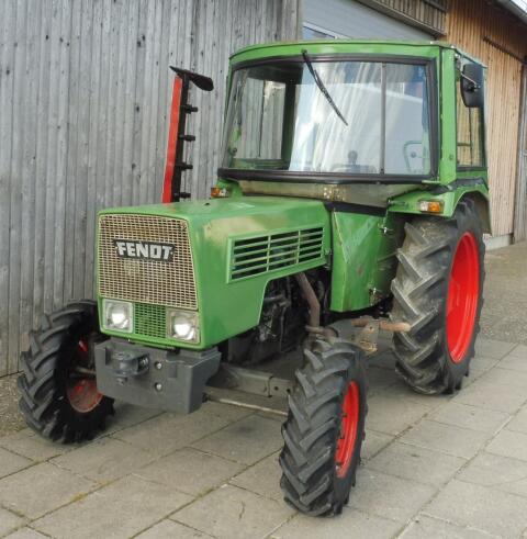 Fendt Farmer 200 S, Doppelmessermähwerk, Verdeck