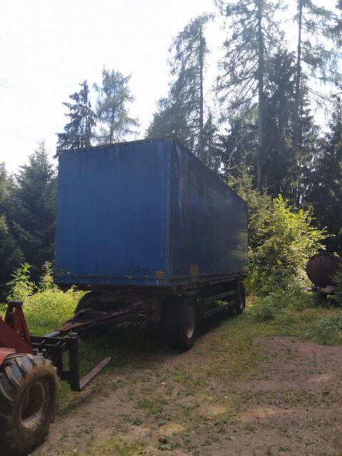 Fahrbarer WAP-Container