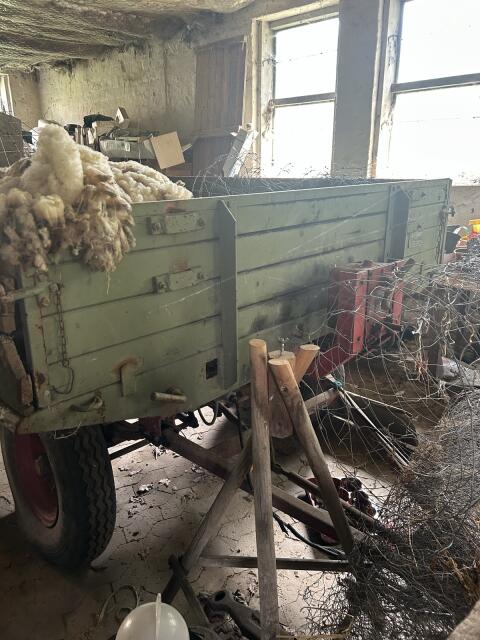 Krone 90 ZK 3-Seitenkipper, 5,7 t, Holzbordwände
