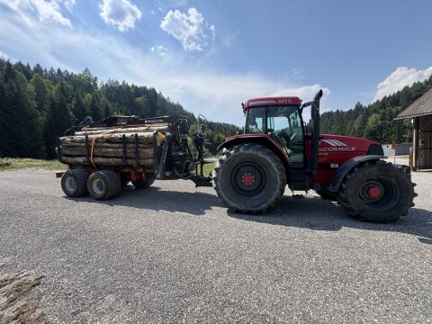 Traktor und Kranhänger zu verkaufen, McCormick MTX 110