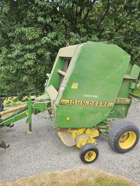 John Deere Rundballenpresse 570