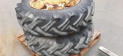 Zwillingsräder passend zu Ford Super Dexta