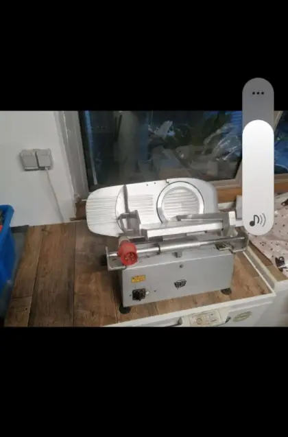 Aufschnittmaschine, Schneidmaschine, Wurstmaschine
