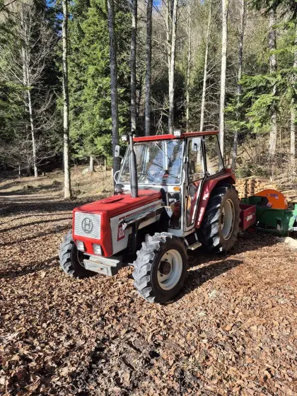 Lindner 1600a mit Hydrac Frontladerkonsole