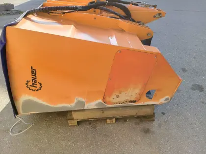 Salz-, Splittstreuer Hauer TS 215