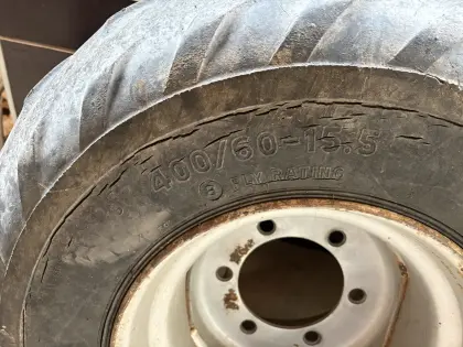 Reifen 400/60-15.5