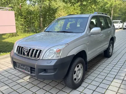 Land Cruiser 3.0 D-4D lang, Klima, AHK, 4x4-Sperre