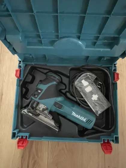 Makita 4351 FCT Stichsäge