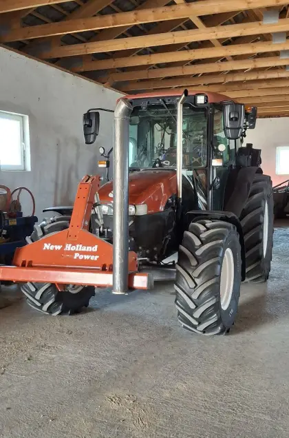 New Holland TN75D