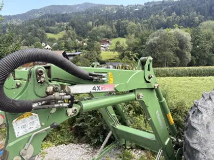 Fendt Cargo Lader 4X85
