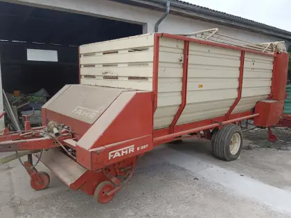 Ladewagen Fahr E327