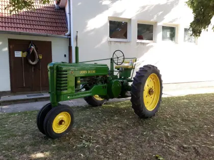 John Deere Modell B