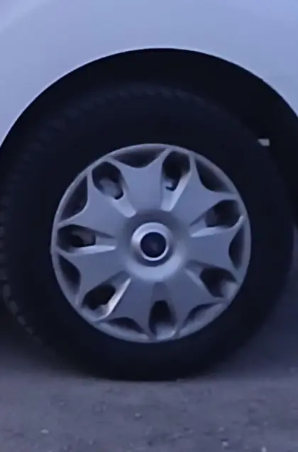 Neuwertige Ford-Kompletträder für den Sommer