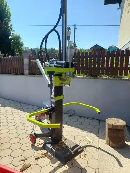 Posch Wippkreissäge mit Zapfwellenantrieb und E-Motor