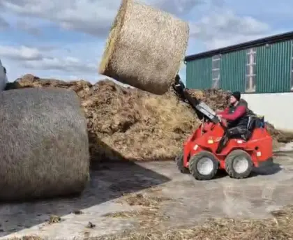 Minilader, Hoflader, Hoftruck