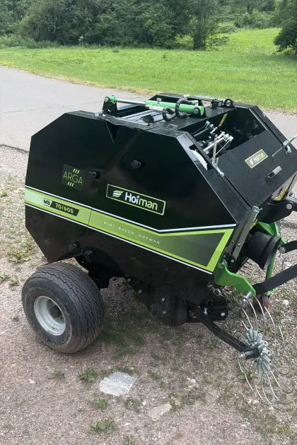 Mini-Rundballenpresse Hofman MB 2