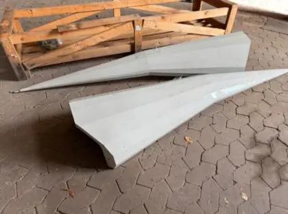 Motorhaubenverlängerung für Claas Corio Maispflücker, li.