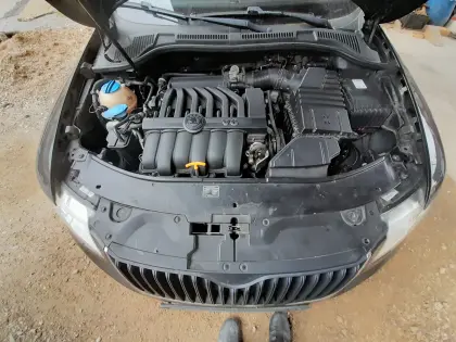 Skoda Superb 3.6 V6 FSI (CDVA)