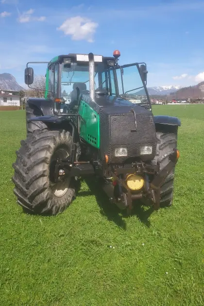 Valtra 8750