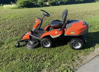 Husqvarna Rider R 320X AWD, nur 23 Bstd., Top-Zustand