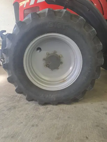 BKT 480/65 R28