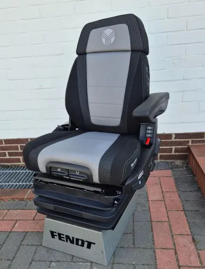 Grammer Maximo XT Evolution Dynamic, neu