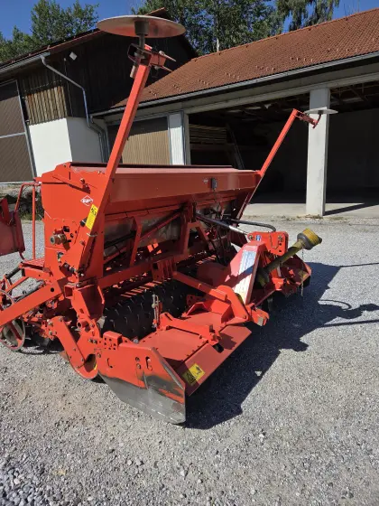Kuhn Kreiselegge HRB 303, Kuhn Integra Combiliner Sämaschine