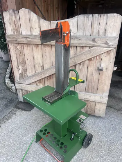 Posch Holzspalter Spaltaxt 6 t